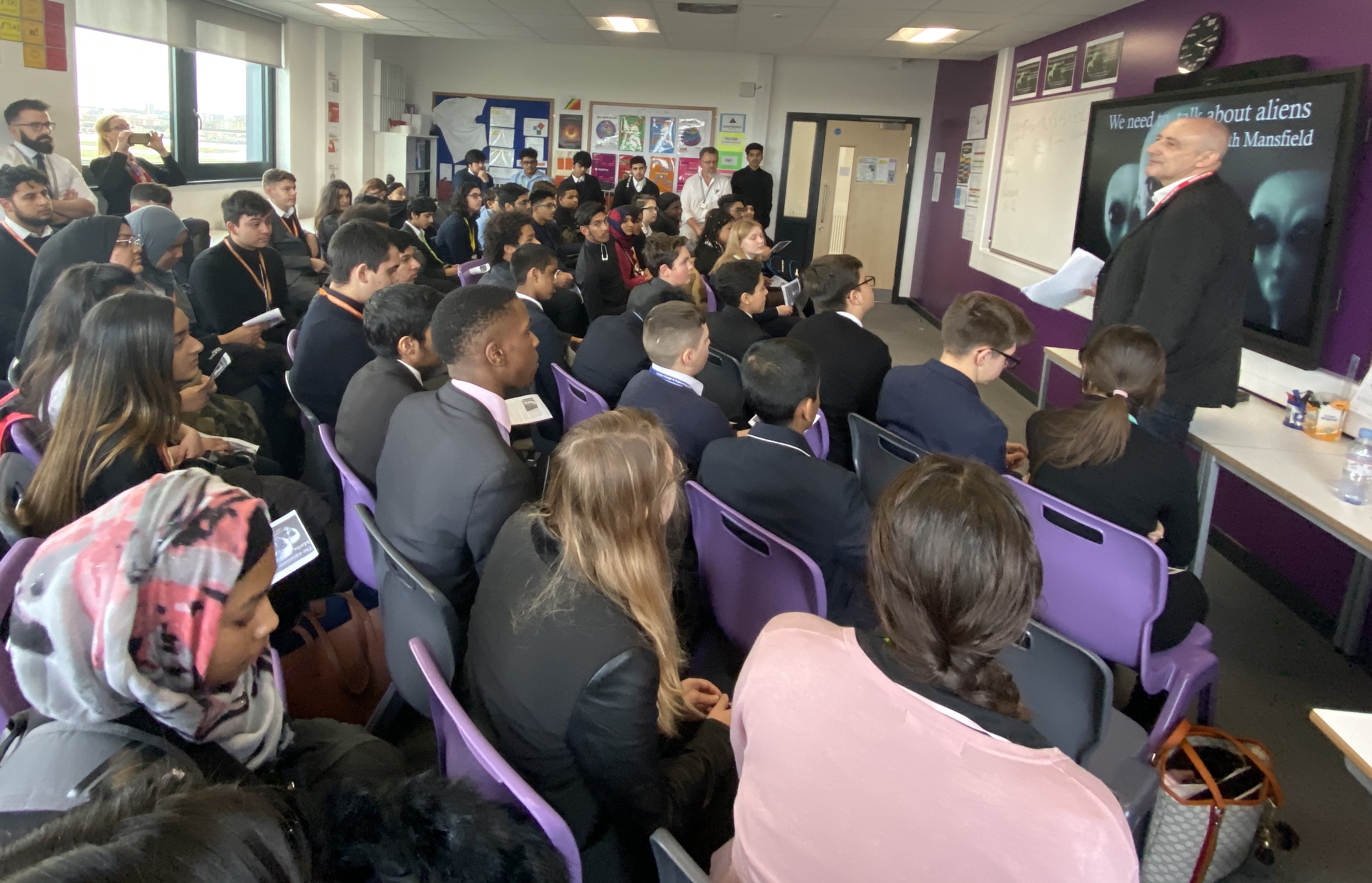 Learners captivated by aliens